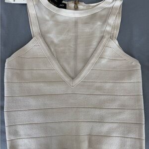 bebe Ivory Ribbed V-Neck Sleeveless Tank